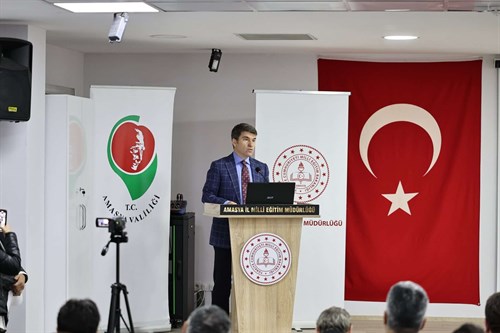 Valimiz Önder BAKAN İlimizde Üretim ve İstihdamın Artırılması Amacıyla Gerçekleştirilen Mesleki ve Teknik Eğitim Politika Belgesi Çalıştayı'na Katıldı